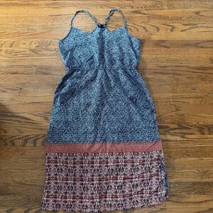 Patagonia Lost Wildflower Dress in Sunburst Crux: Classic Navy M EUC